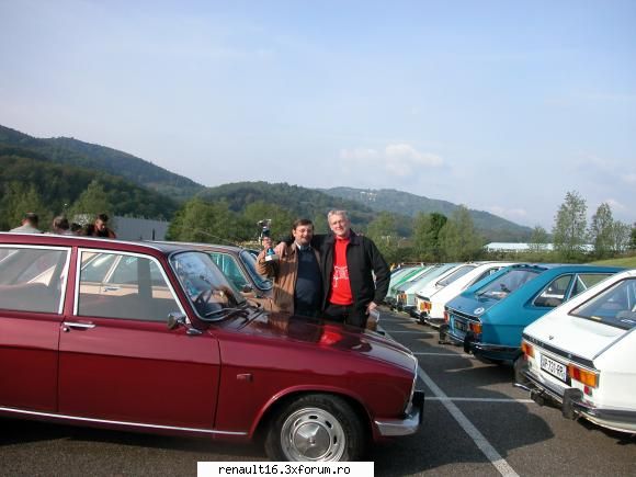 iata cupa care reprezinta romaniei la cea de-a iv-a intalnire europeana de renault 16! benoit