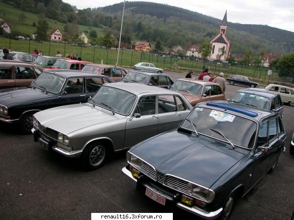 foto de la cea de-a iv- a intalnire europeana  de renault � alsacia - franta -must r 16 15-16 mai