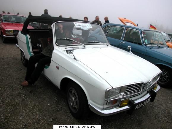foto de la cea de-a iv- a intalnire europeana  de renault � alsacia - franta -must r 16 15-16 mai