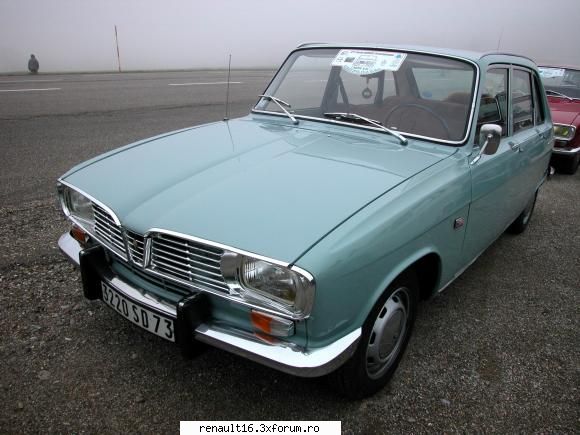 foto de la cea de-a iv- a intalnire europeana  de renault � alsacia - franta -must r 16 15-16 mai