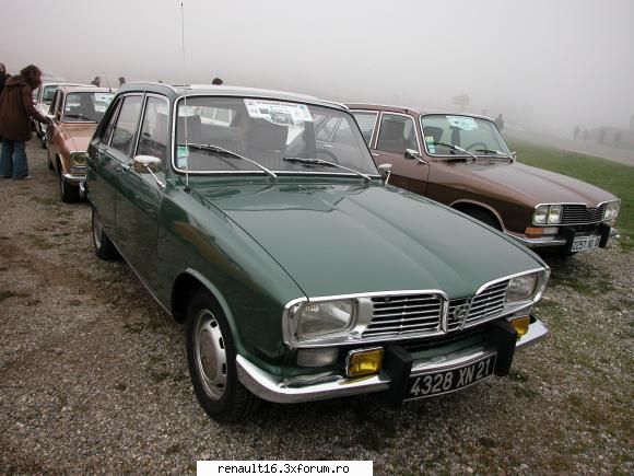 foto de la cea de-a iv- a intalnire europeana  de renault � alsacia - franta -must r 16 15-16 mai