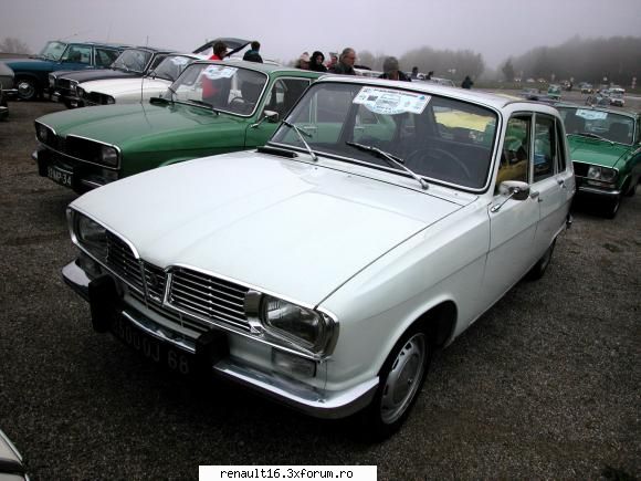foto de la cea de-a iv- a intalnire europeana  de renault � alsacia - franta -must r 16 15-16 mai