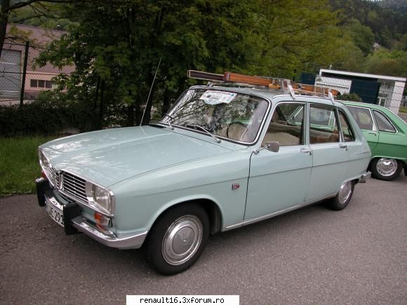 foto de la cea de-a iv- a intalnire europeana  de renault � alsacia - franta -must r 16 15-16 mai
