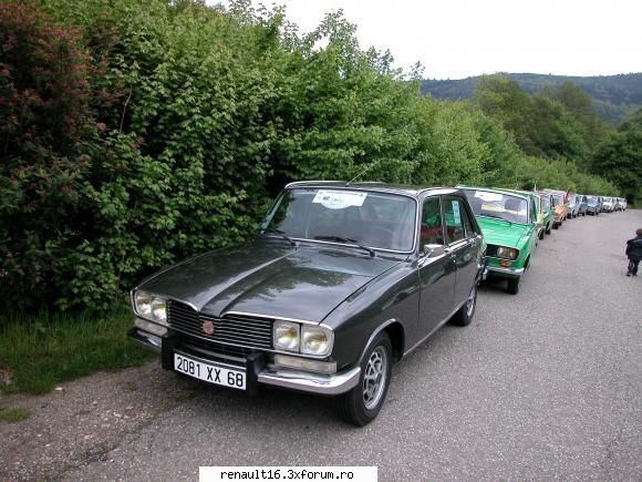 foto de la cea de-a iv- a intalnire europeana  de renault � alsacia - franta -must r 16 15-16 mai