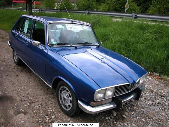 foto de la cea de-a iv- a intalnire europeana  de renault � alsacia - franta -must r 16 15-16 mai