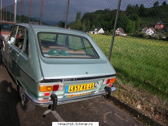 foto de la cea de-a iv- a intalnire europeana  de renault � alsacia - franta -must r 16 15-16 mai