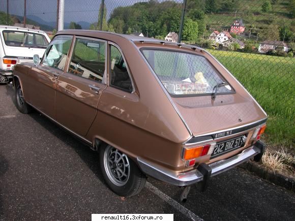 foto de la cea de-a iv- a intalnire europeana  de renault � alsacia - franta -must r 16 15-16 mai