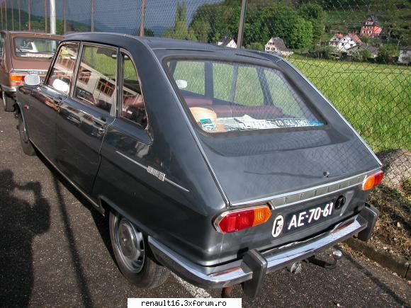 foto de la cea de-a iv- a intalnire europeana  de renault � alsacia - franta -must r 16 15-16 mai