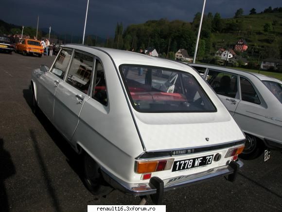 foto de la cea de-a iv- a intalnire europeana  de renault � alsacia - franta -must r 16 15-16 mai