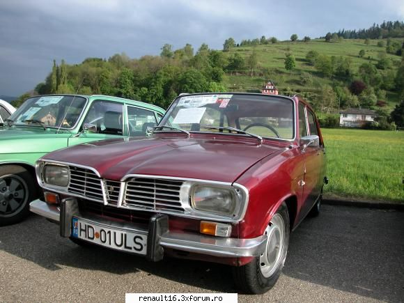 foto de la cea de-a iv- a intalnire europeana  de renault � alsacia - franta -must r 16 15-16 mai