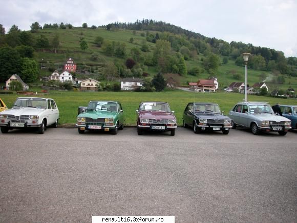 foto de la cea de-a iv- a intalnire europeana  de renault � alsacia - franta -must r 16 15-16 mai