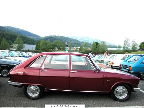 foto de la cea de-a iv- a intalnire europeana  de renault � alsacia - franta -must r 16 15-16 mai