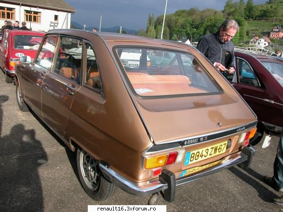 foto de la cea de-a iv- a intalnire europeana  de renault � alsacia - franta -must r 16 15-16 mai