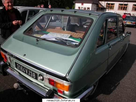 foto de la cea de-a iv- a intalnire europeana  de renault � alsacia - franta -must r 16 15-16 mai