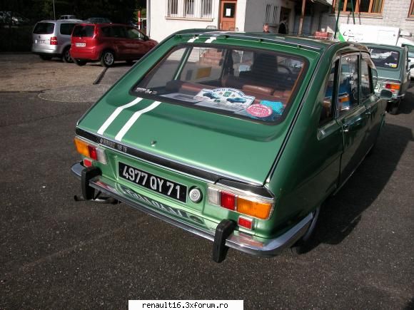 foto de la cea de-a iv- a intalnire europeana  de renault � alsacia - franta -must r 16 15-16 mai
