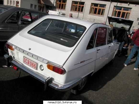 foto de la cea de-a iv- a intalnire europeana  de renault � alsacia - franta -must r 16 15-16 mai