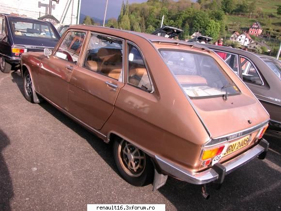 foto de la cea de-a iv- a intalnire europeana  de renault � alsacia - franta -must r 16 15-16 mai