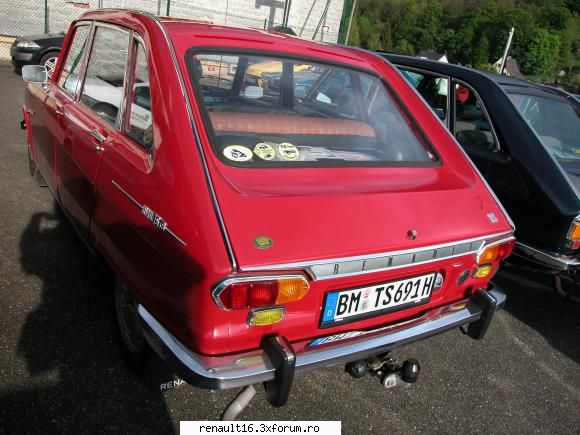 foto de la cea de-a iv- a intalnire europeana  de renault � alsacia - franta -must r 16 15-16 mai