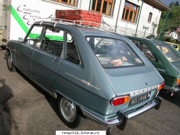 foto de la cea de-a iv- a intalnire europeana  de renault � alsacia - franta -must r 16 15-16 mai