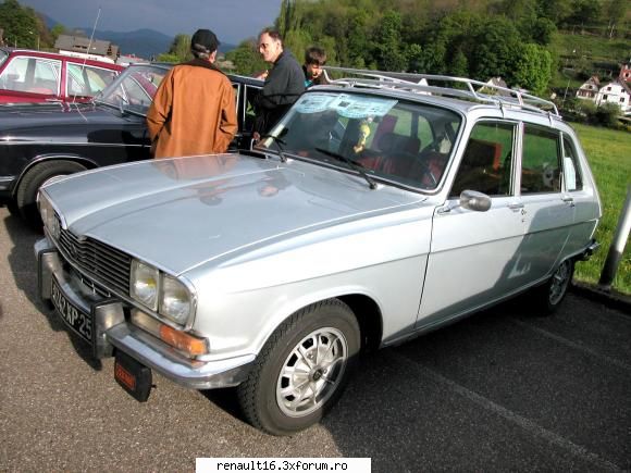 foto de la cea de-a iv- a intalnire europeana  de renault � alsacia - franta -must r 16 15-16 mai