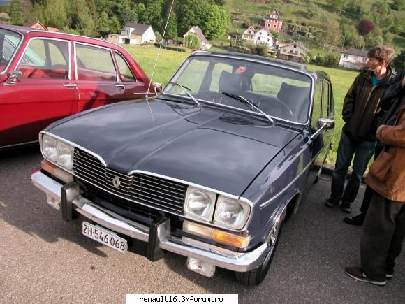 foto de la cea de-a iv- a intalnire europeana  de renault � alsacia - franta -must r 16 15-16 mai