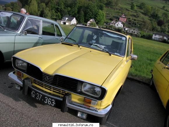 foto de la cea de-a iv- a intalnire europeana  de renault � alsacia - franta -must r 16 15-16 mai
