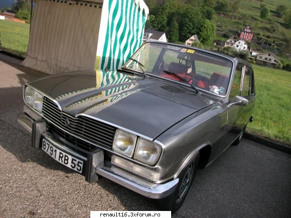 foto de la cea de-a iv- a intalnire europeana  de renault � alsacia - franta -must r 16 15-16 mai
