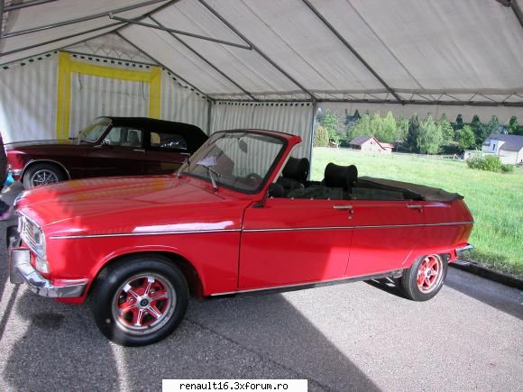 foto de la cea de-a iv- a intalnire europeana  de renault � alsacia - franta -must r 16 15-16 mai