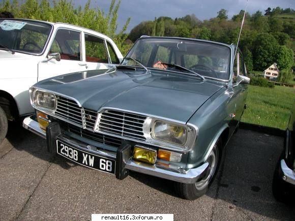foto de la cea de-a iv- a intalnire europeana  de renault � alsacia - franta -must r 16 15-16 mai