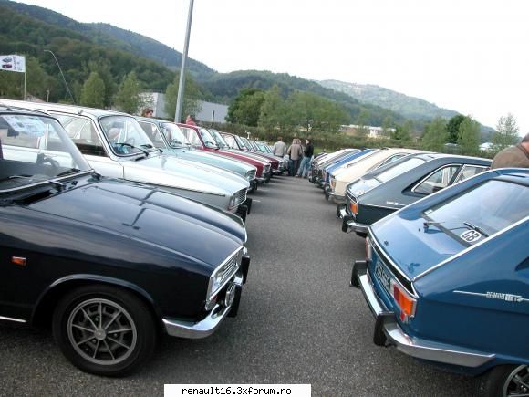 foto de la cea de-a iv- a intalnire europeana  de renault � alsacia - franta -must r 16 15-16 mai
